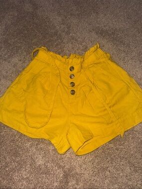 American Eagle Outfitters Yellow High-Waist Paperbag Tie Women’s Shorts